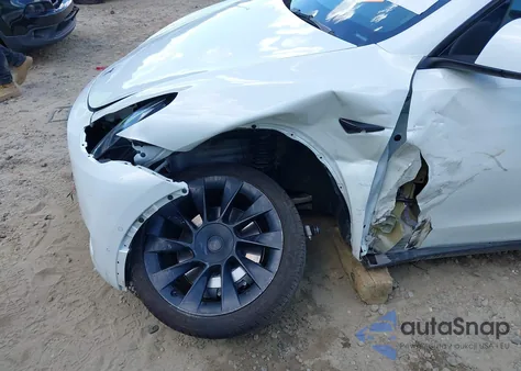 2022 Tesla Model Y Long Range Dual Motor All-Wheel Drive из США, поврежденный, VIN 7SAYGDEE0NA018498